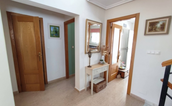 doorway to kitchen, bedrooms and bathroom