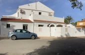 195, Lovely end-terrace close to the sea