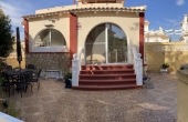 202, Fantastic Villa with pool set on a wonderful Golf Resort